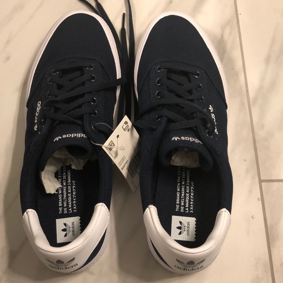 NWT Men’s Adidas 3MC Sneakers - Picture 3 of 10